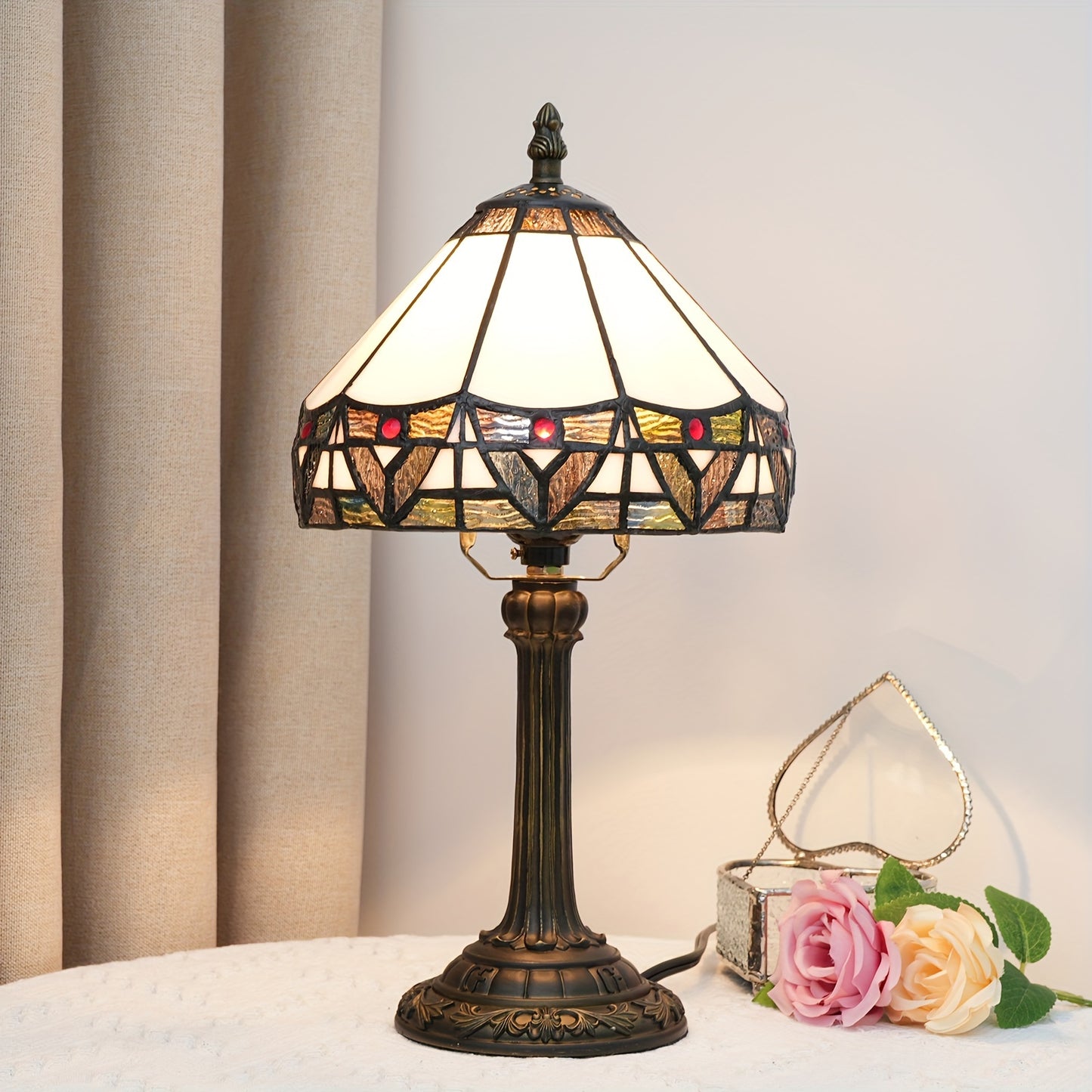 8インチステンドグラス テーブルランプ、暖かい光、リビング・寝室・デスク用、欧州レトロスタイル、ギフト向け