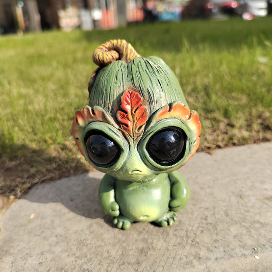 • ファンタジー風カートゥーンエルフフィギュア – 製デコレーション＆ホリデー向け