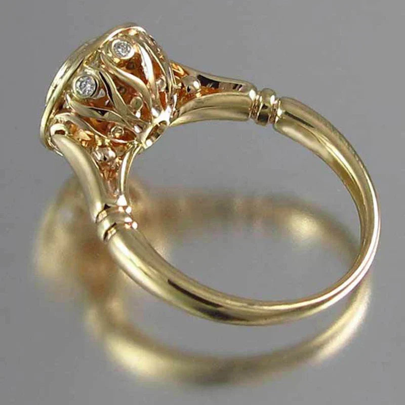 アンジー™ - 永遠の輝きを放つリング