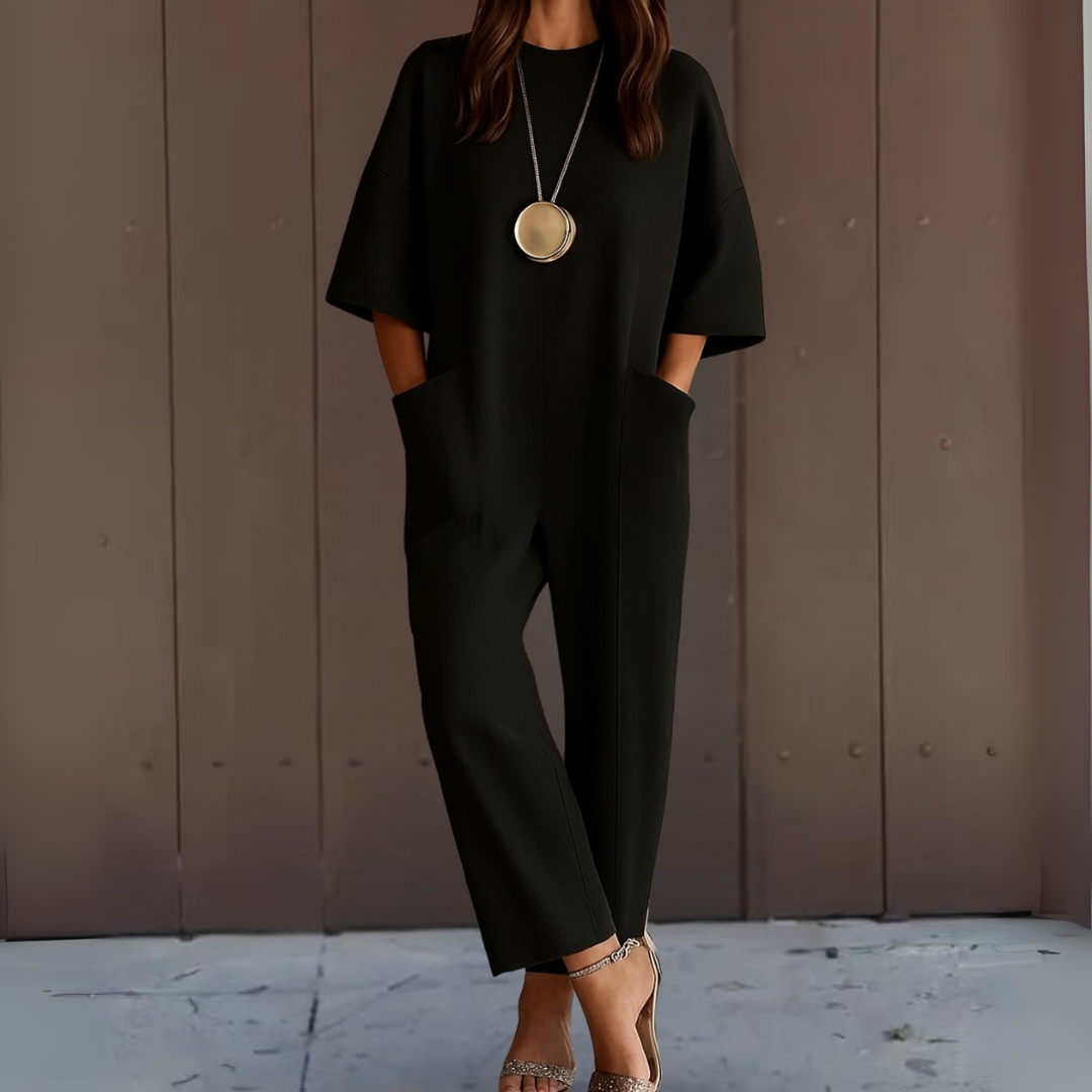 エレガントなミッドスリーブのジャンプスーツ