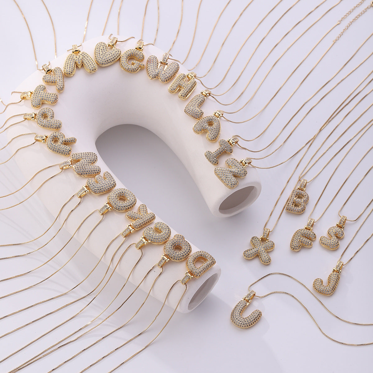 ヒップホップスタイル 26個の英字アルファベットペンダント