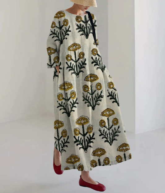 ひまわり柄の丸首ドレス