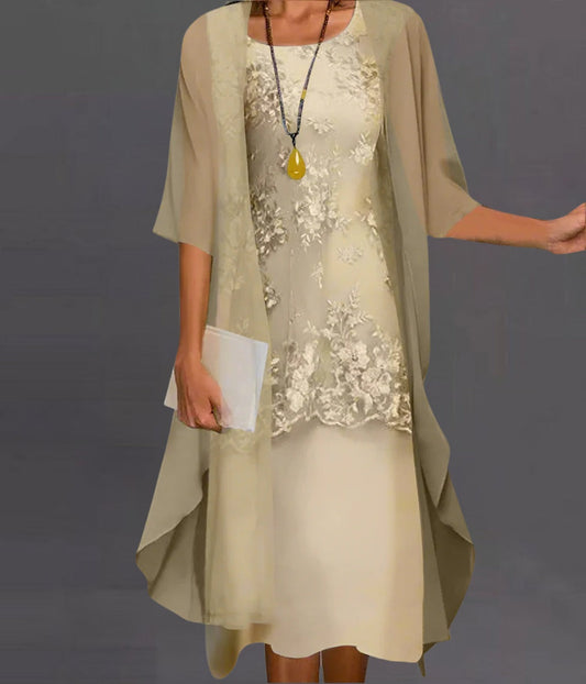 エレガントなミッドスリーブのフローリードレス