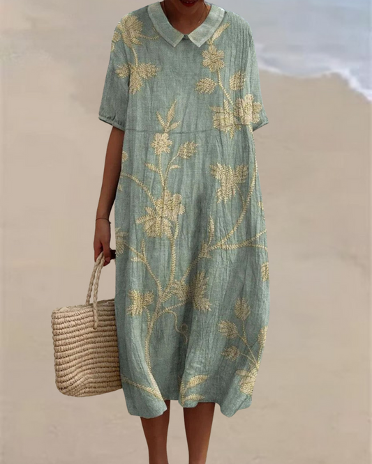 ベージュリーフ×ブルーワンピース