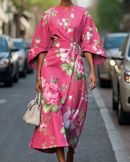 エレガントなドレス、ピンクの花