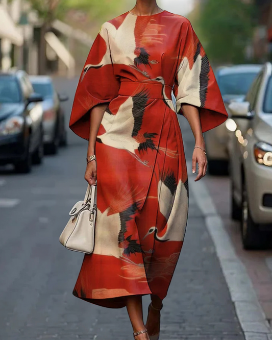 赤い鳥柄のエレガントドレス