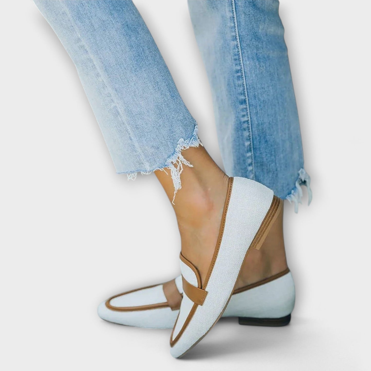 エロウェン – レトロスタイルのカジュアルローファー