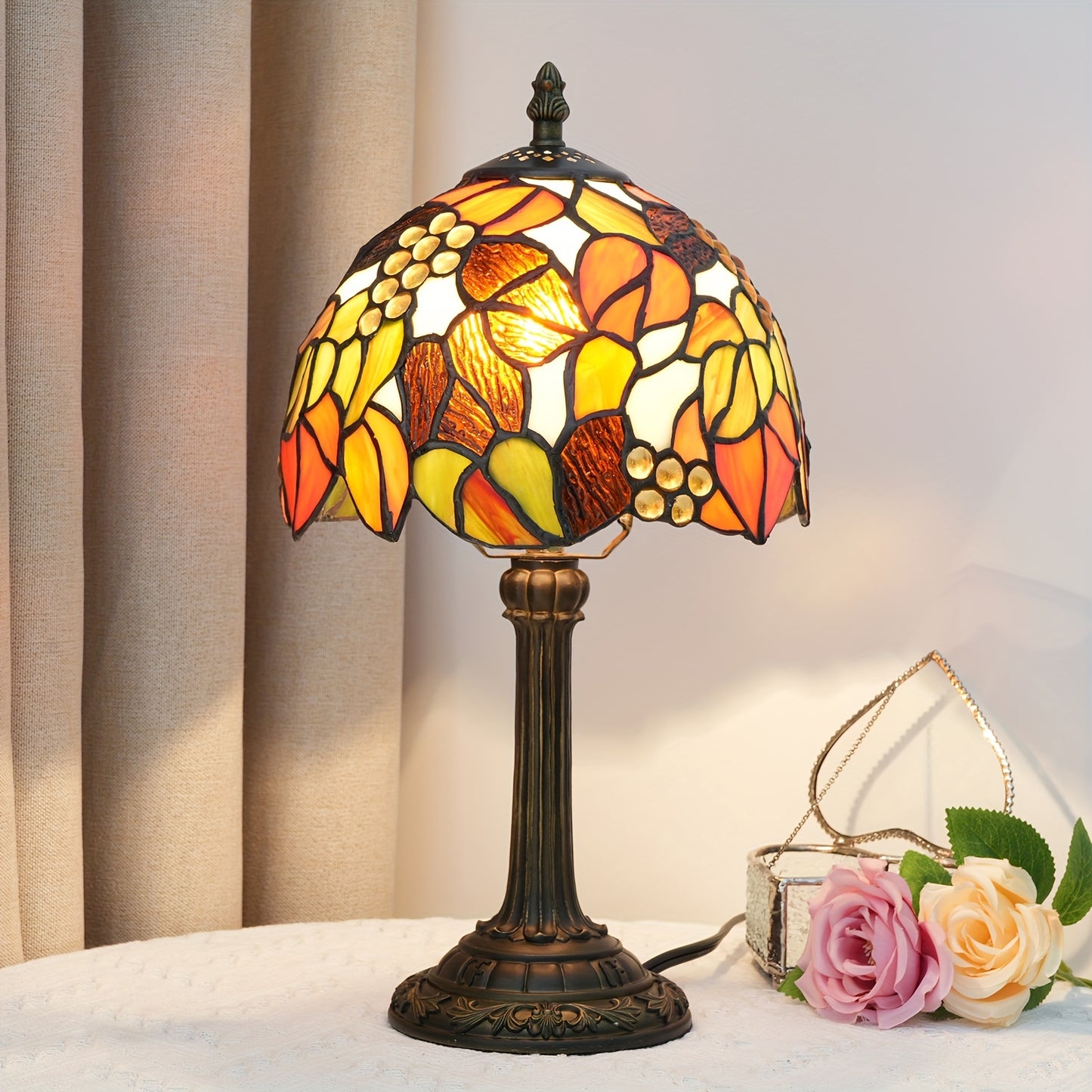 8インチステンドグラス テーブルランプ、暖かい光、リビング・寝室・デスク用、欧州レトロスタイル、ギフト向け